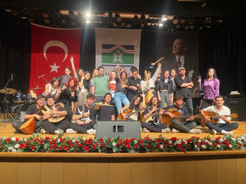 BAHÇELİEVLER BELEDİYESİ GENÇLİK ORKESTRASI KONSERİ