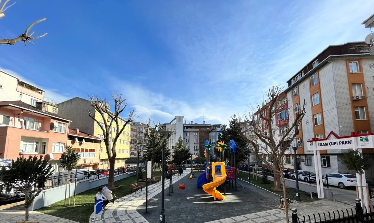 İslam Çupi Parkı