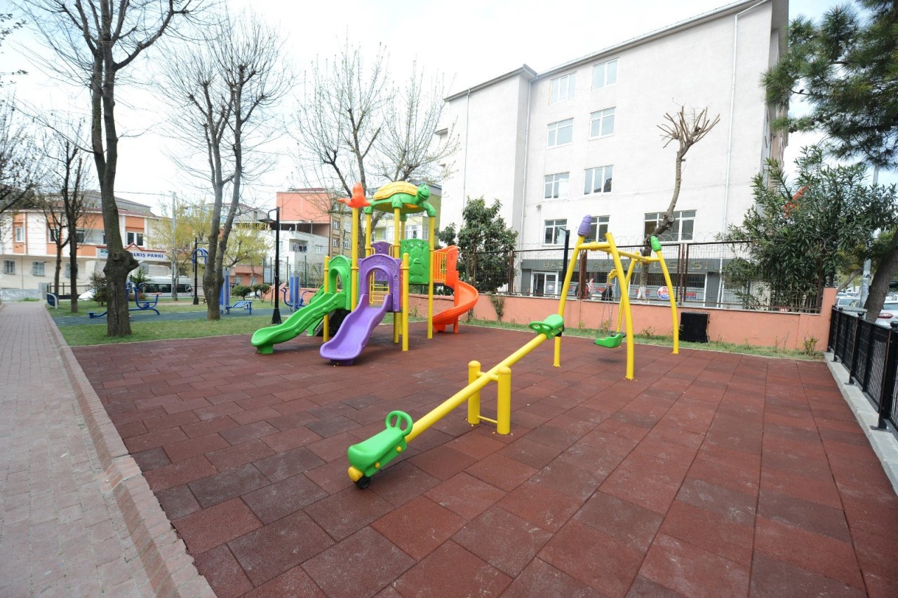 Nezih Alkış Parkı