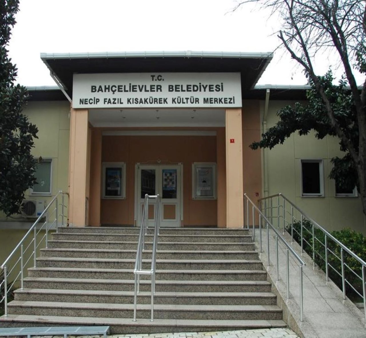 Necip Fazıl Kısakürek Kültür Merkezi