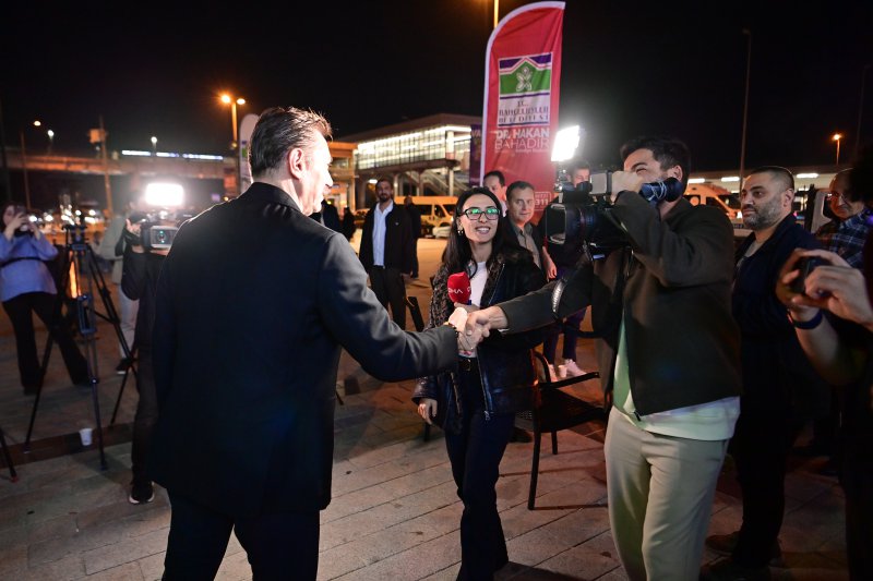 BAHÇELİEVLER’DE GAZETECİLERE 7 GÜN 24 SAAT ÜCRETSİZ KAHVE
